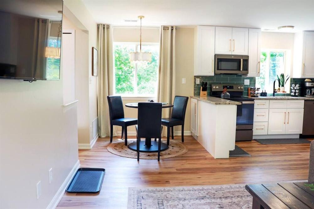 Cozy 1-Bedroom Apartment in Quiet Neighborhood